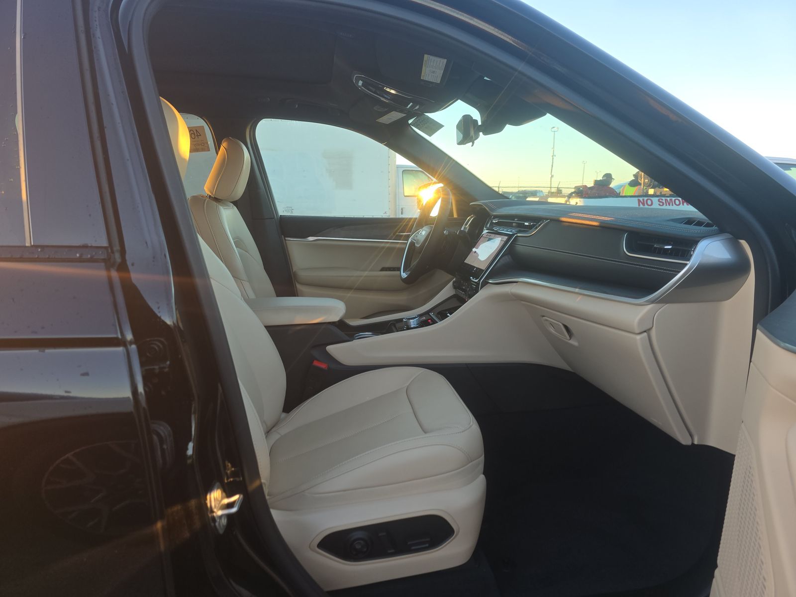 2025 Jeep Grand Cherokee Limited AWD