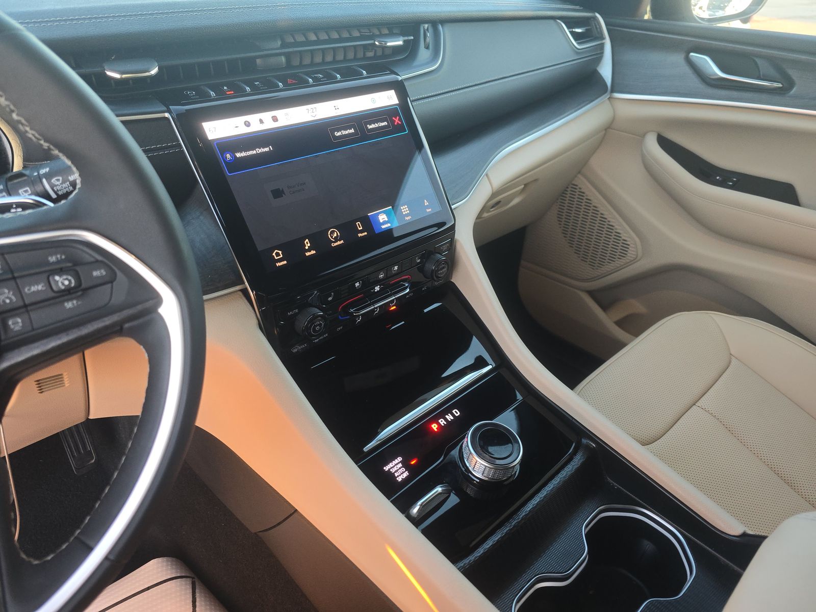 2025 Jeep Grand Cherokee Limited AWD