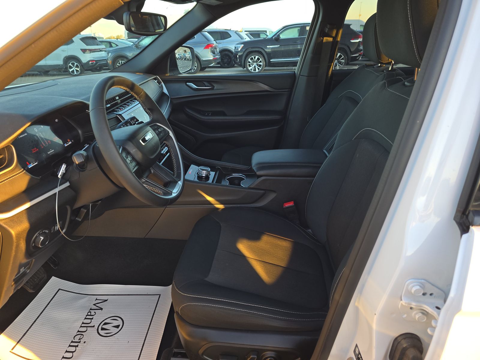 2024 Jeep Grand Cherokee Laredo X RWD