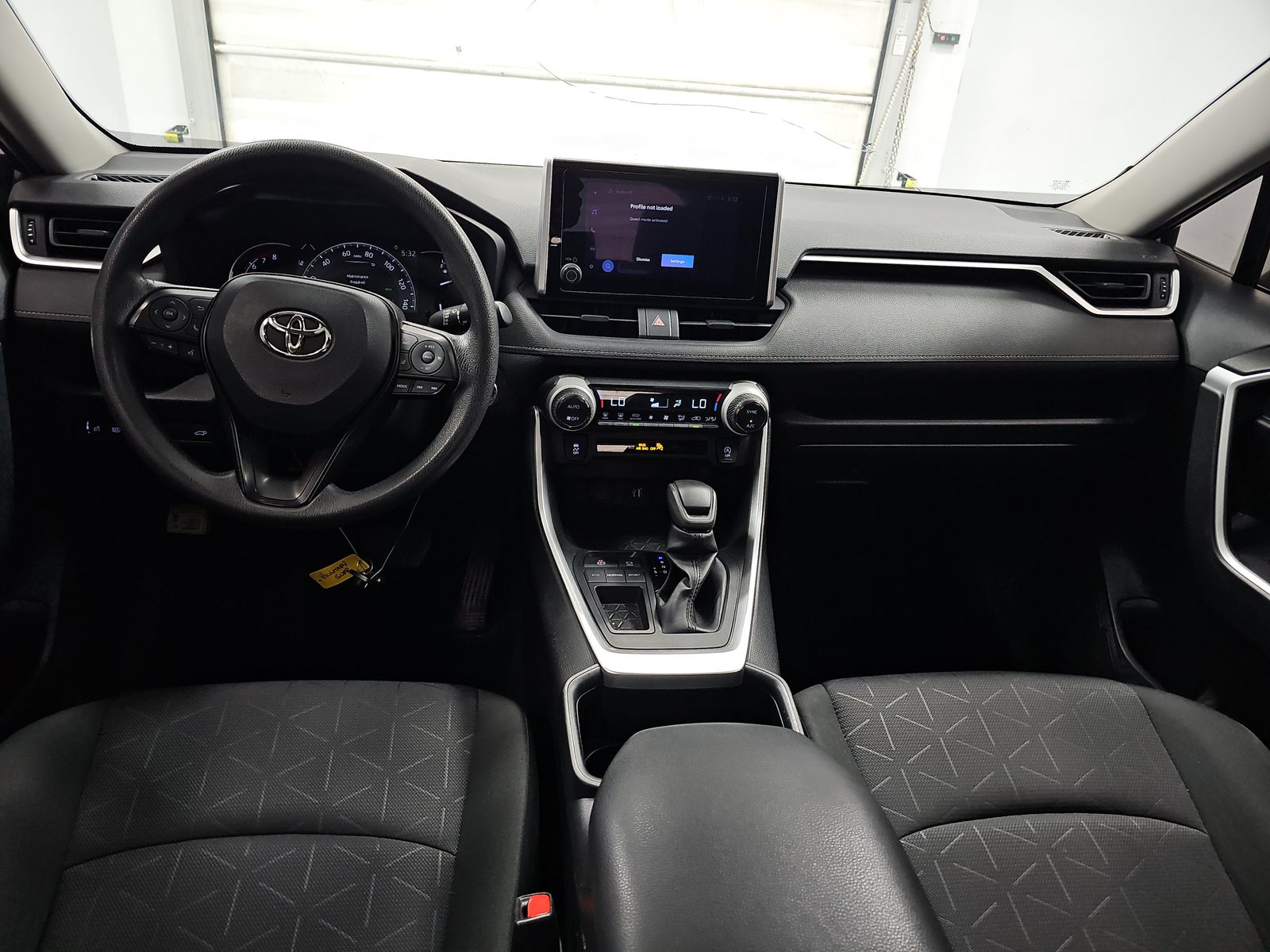 2023 Toyota RAV4 XLE FWD