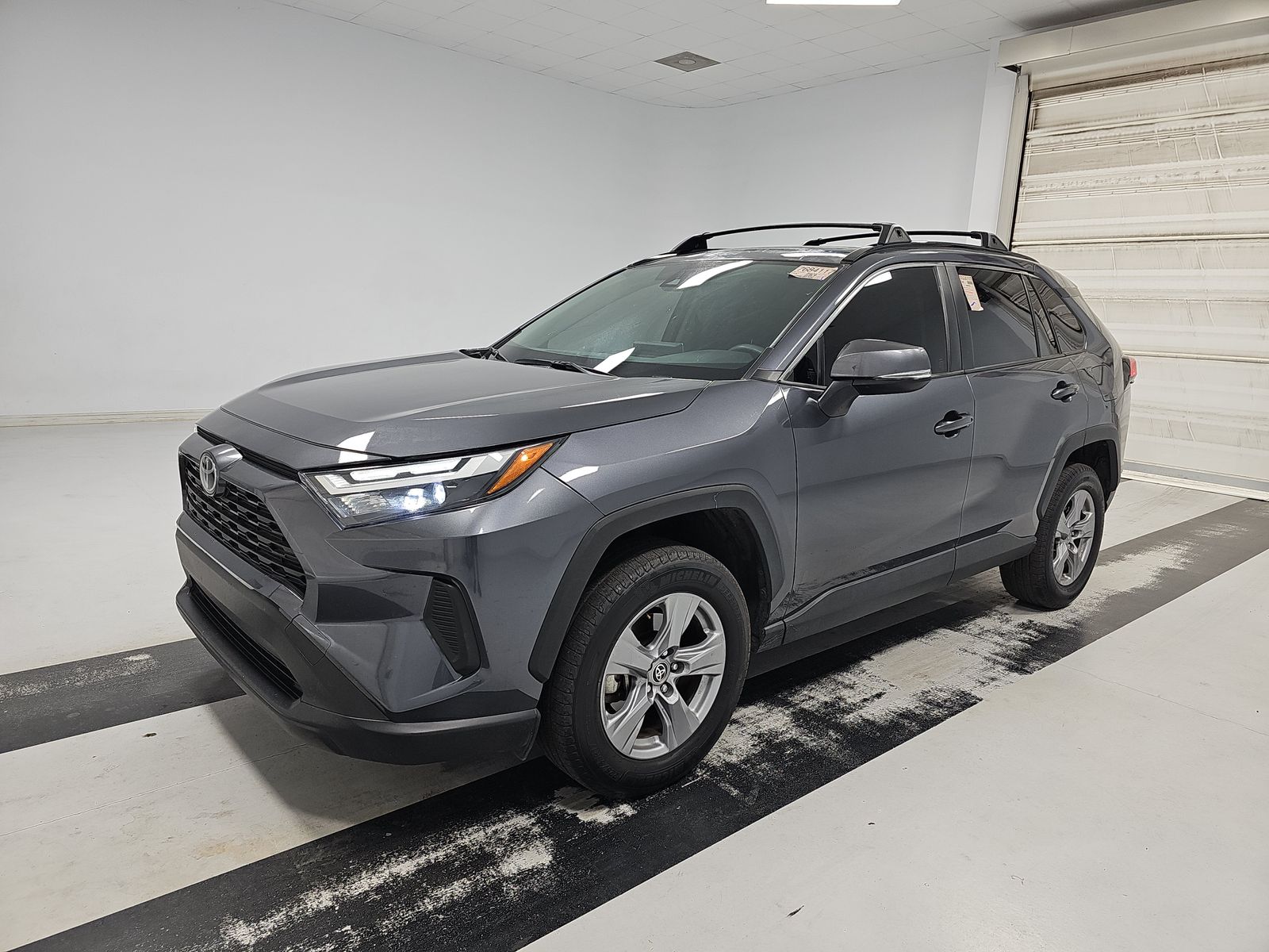 2023 Toyota RAV4 XLE FWD