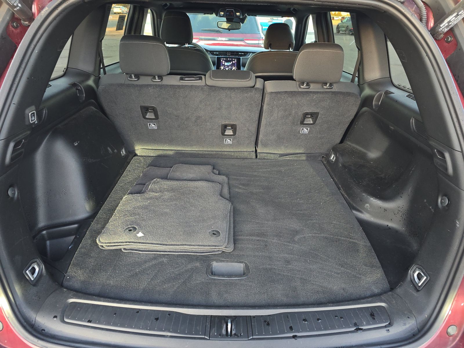 2024 Jeep Grand Cherokee Laredo X RWD