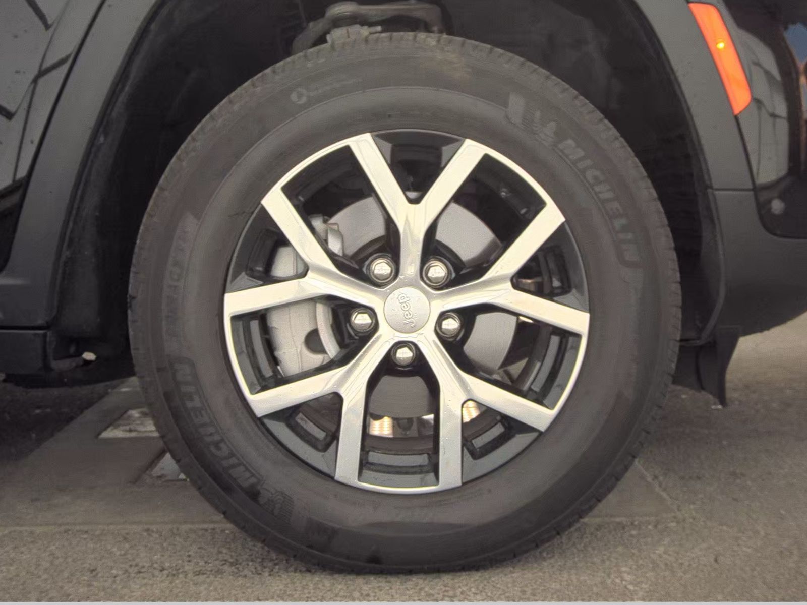 2025 Jeep Grand Cherokee Limited AWD