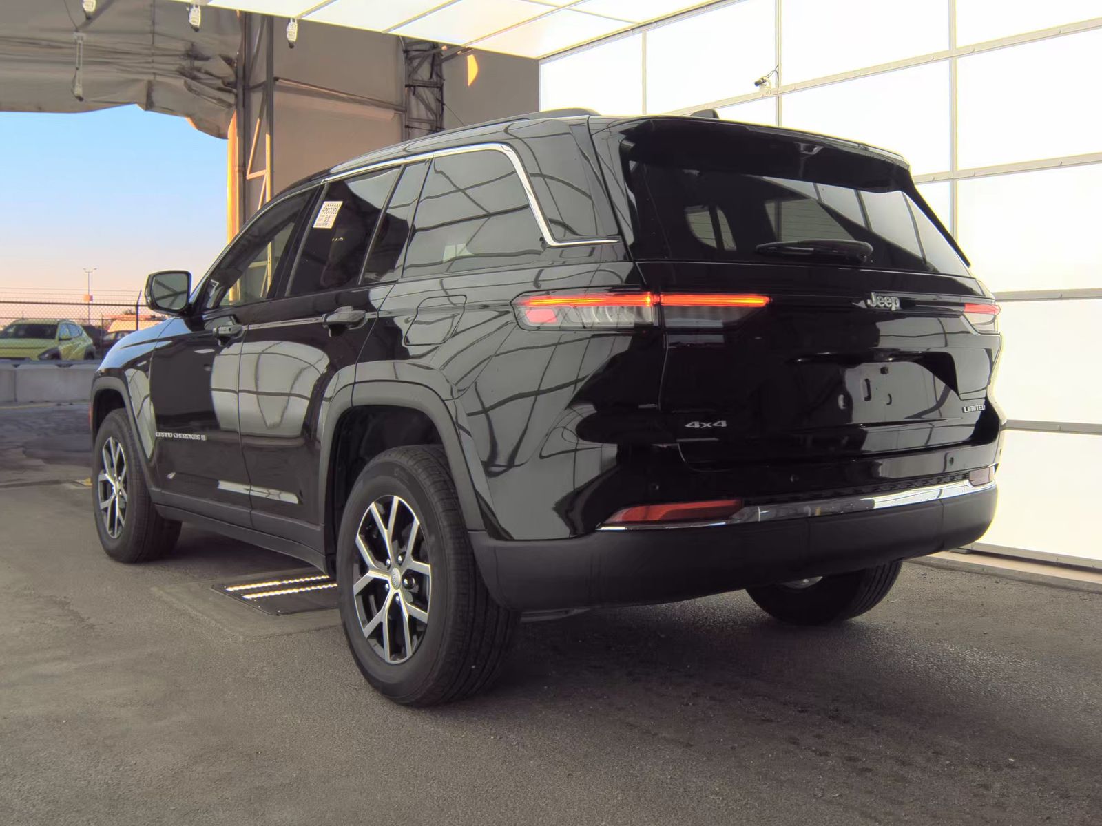 2025 Jeep Grand Cherokee Limited AWD