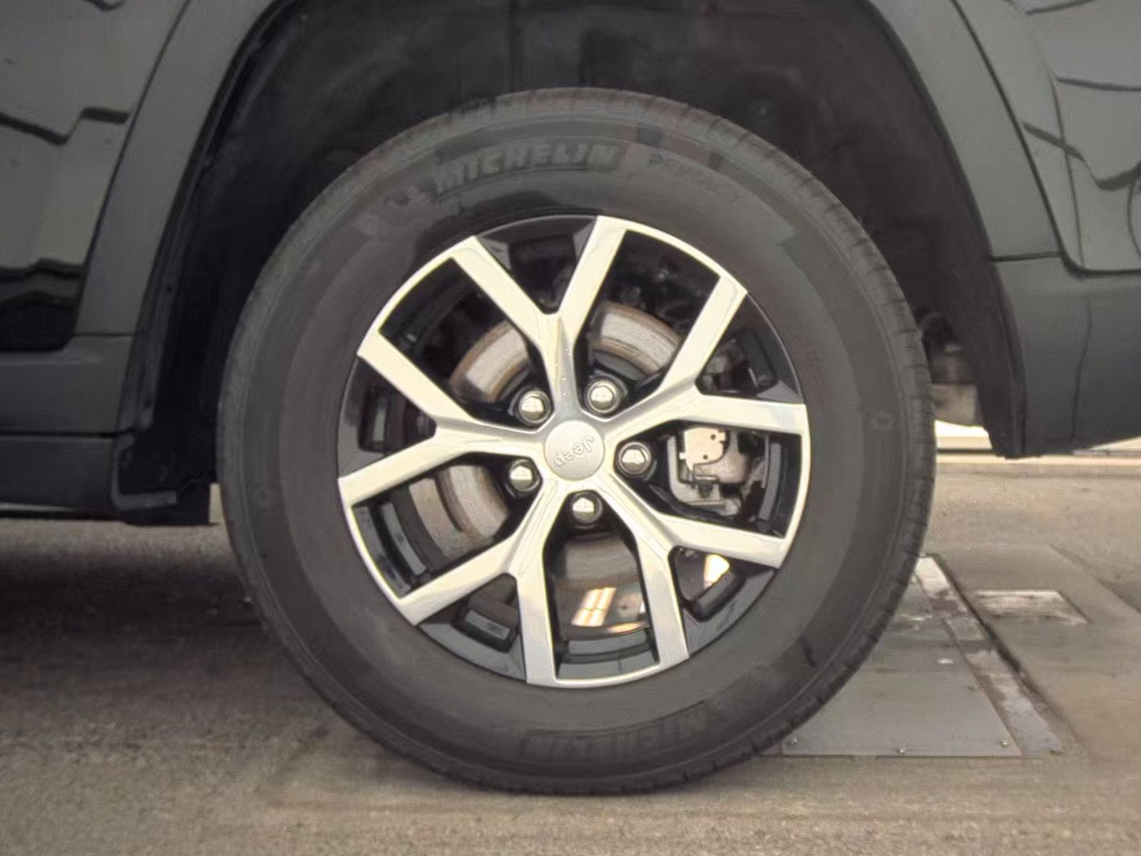 2025 Jeep Grand Cherokee Limited AWD