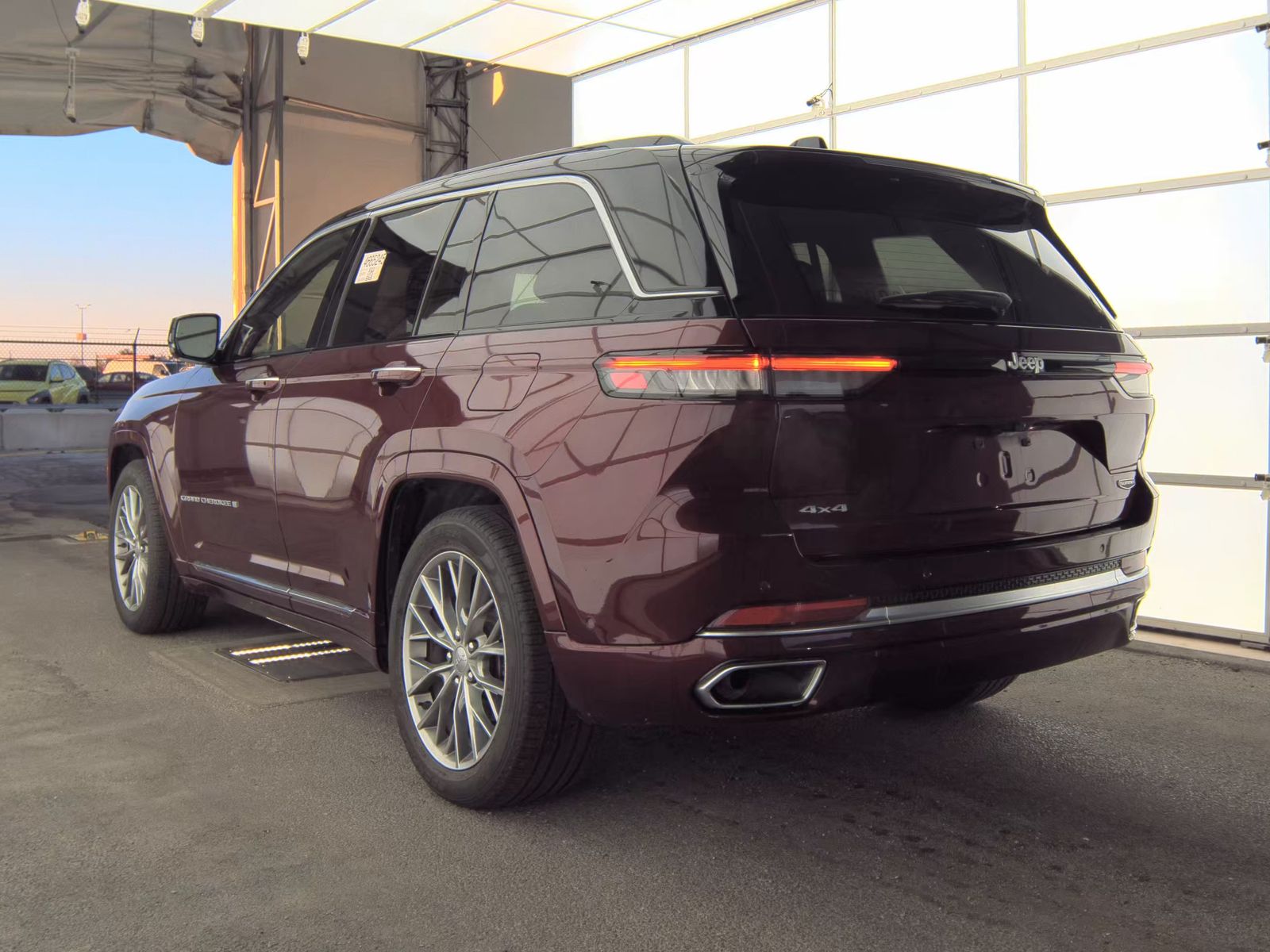 2024 Jeep Grand Cherokee Summit AWD