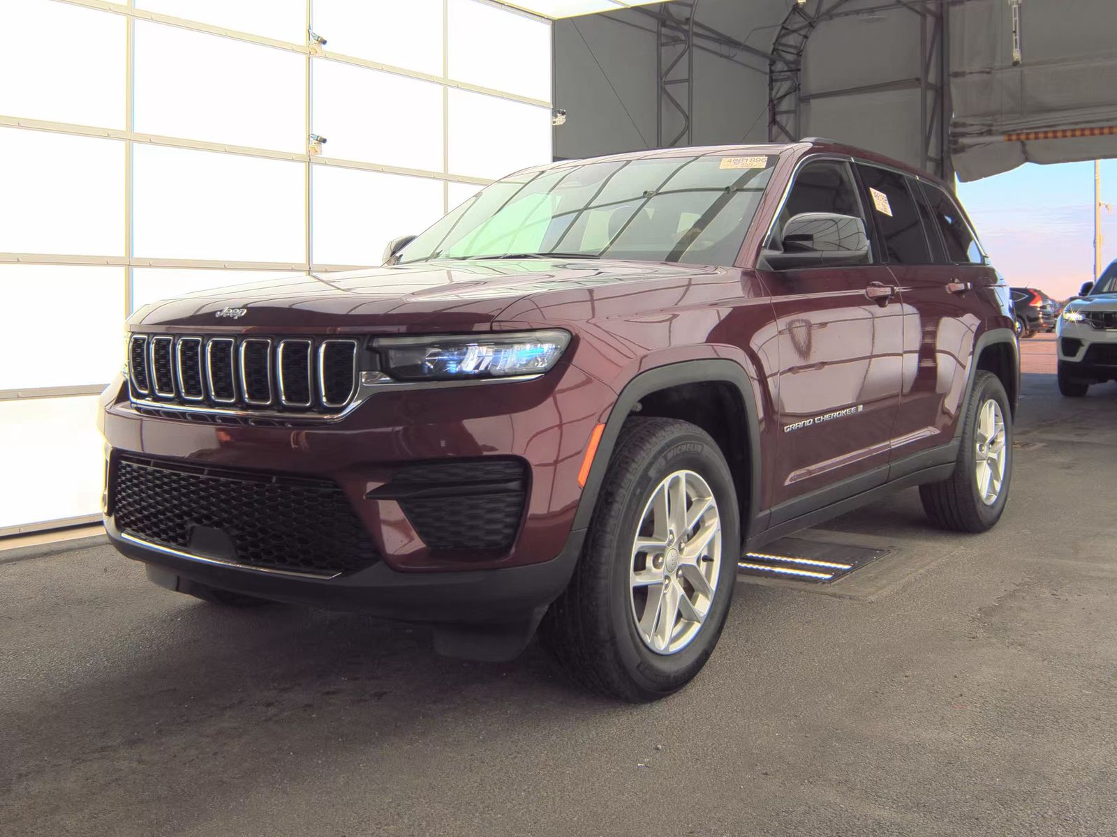 2024 Jeep Grand Cherokee Laredo X RWD