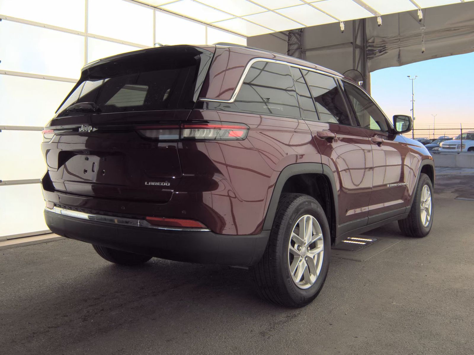 2024 Jeep Grand Cherokee Laredo X RWD