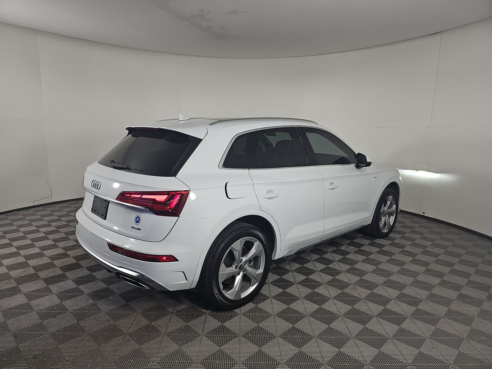 2022 Audi Q5 S line Premium Plus AWD