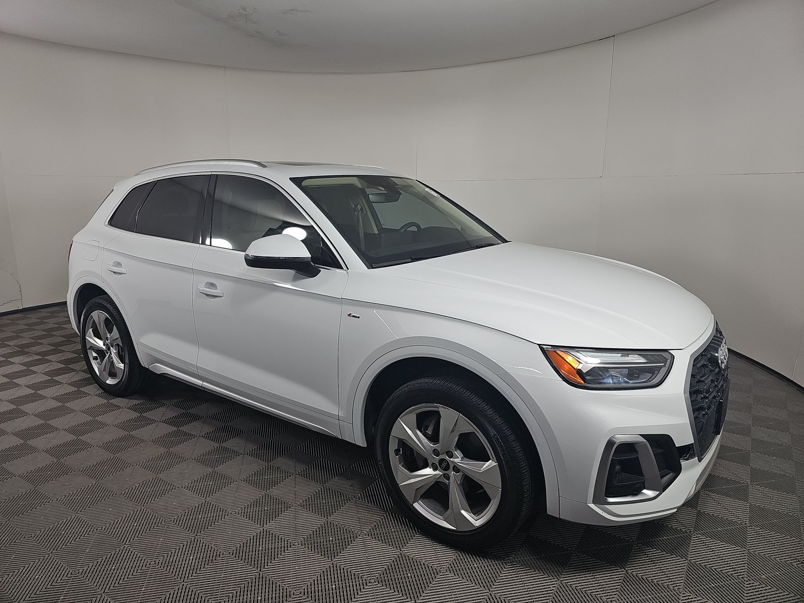 2022 Audi Q5 S line Premium Plus AWD