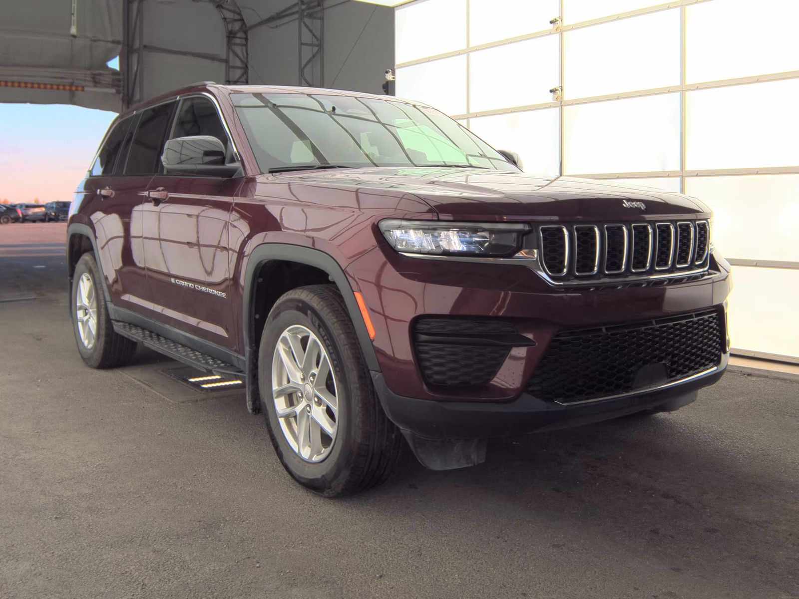 2024 Jeep Grand Cherokee Laredo X RWD