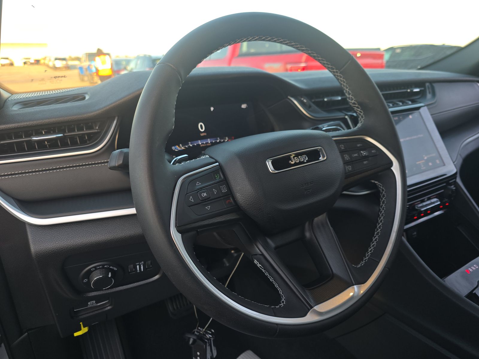 2024 Jeep Grand Cherokee Laredo X RWD