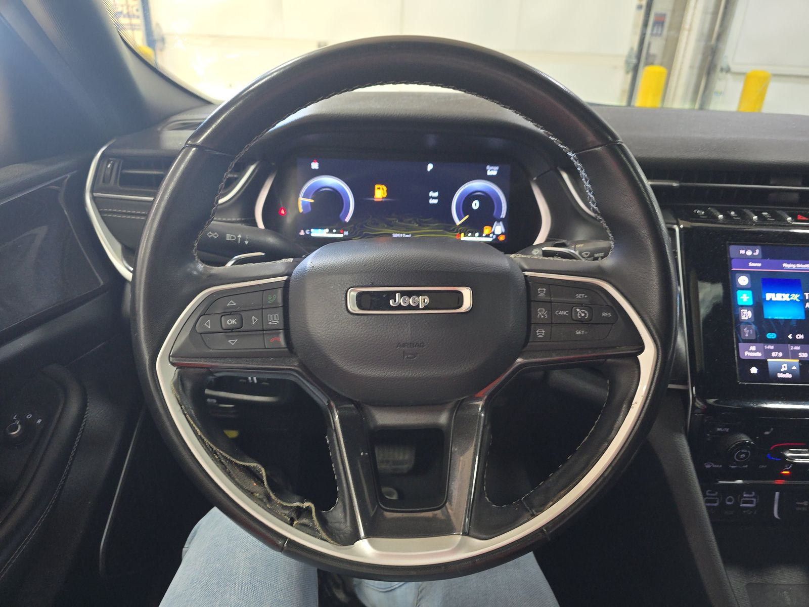 2022 Jeep Grand Cherokee Altitude AWD