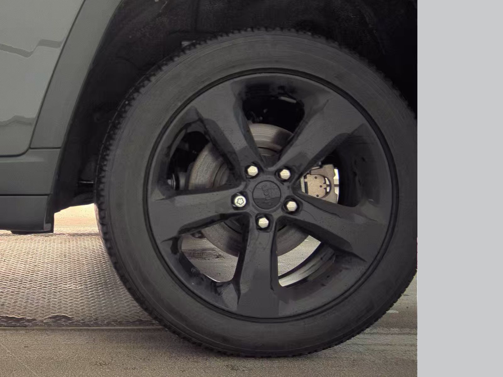 2022 Jeep Grand Cherokee Altitude AWD