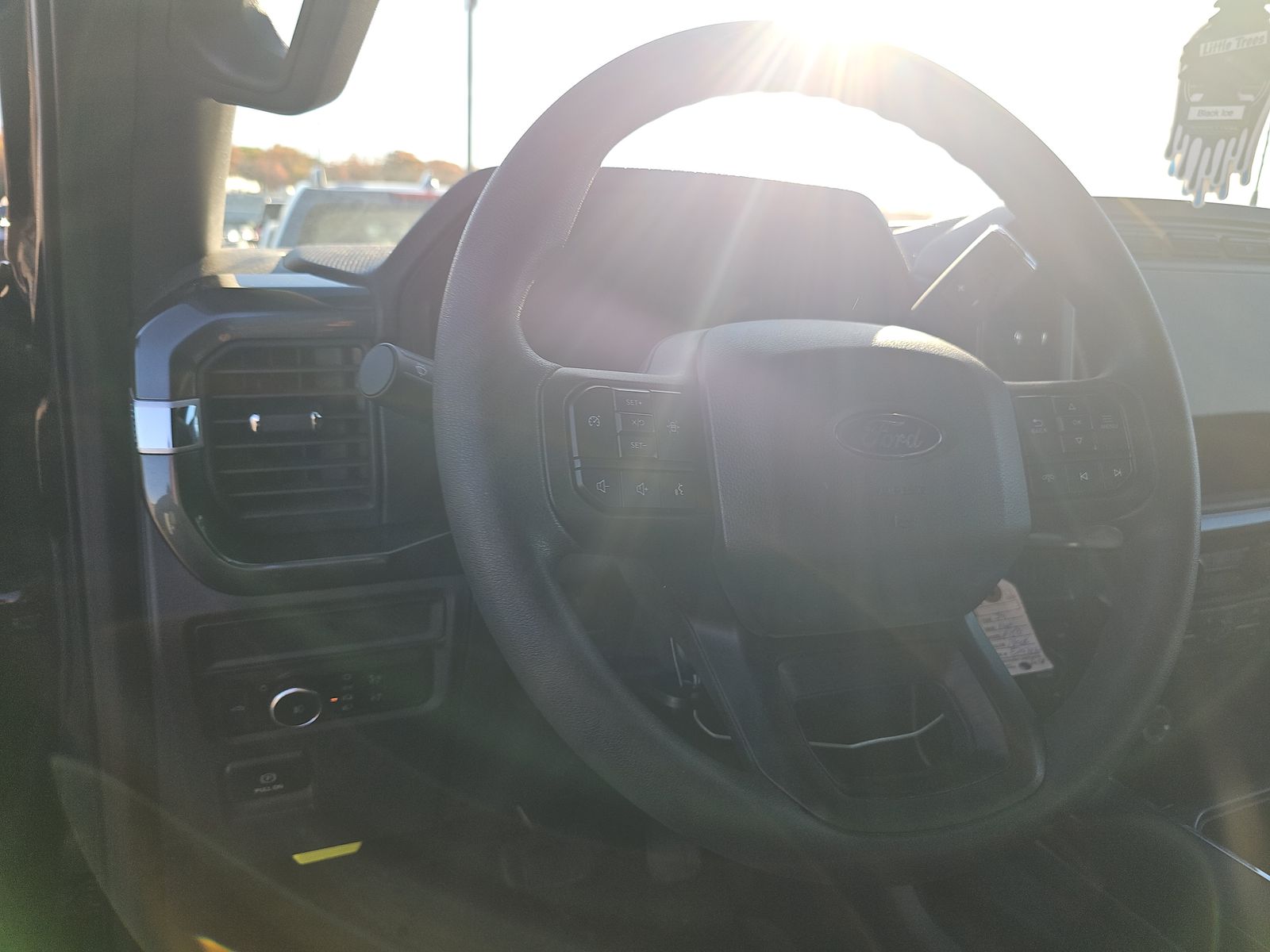 2024 Ford F-150 STX AWD