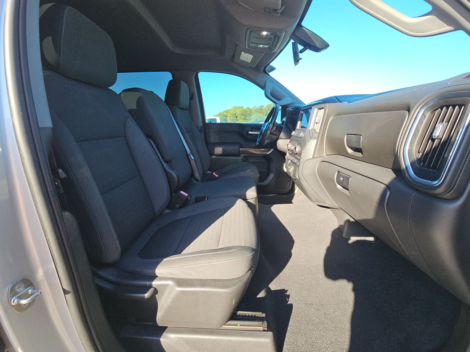 2022 Chevrolet Silverado 1500 LT RWD