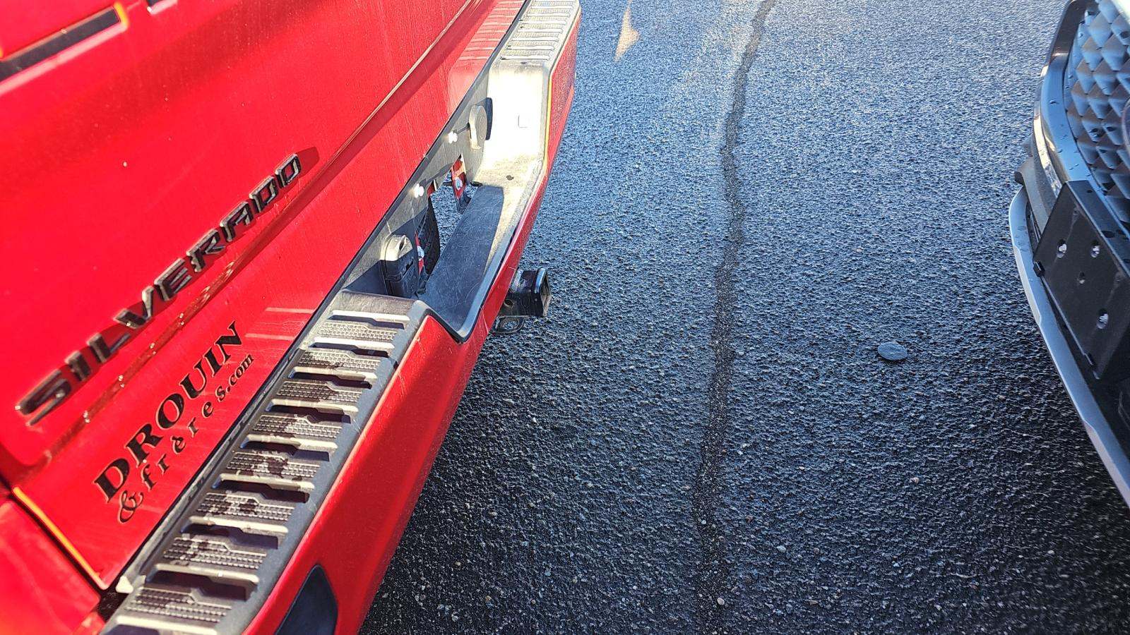 2023 Chevrolet Silverado 1500 Custom AWD