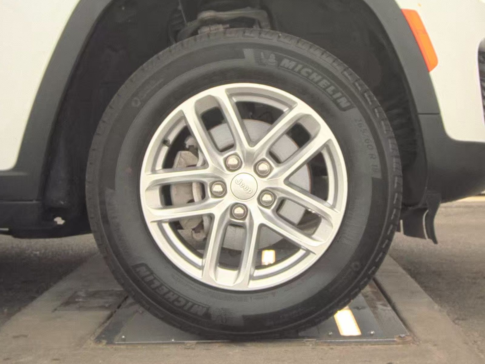 2024 Jeep Grand Cherokee Laredo X RWD