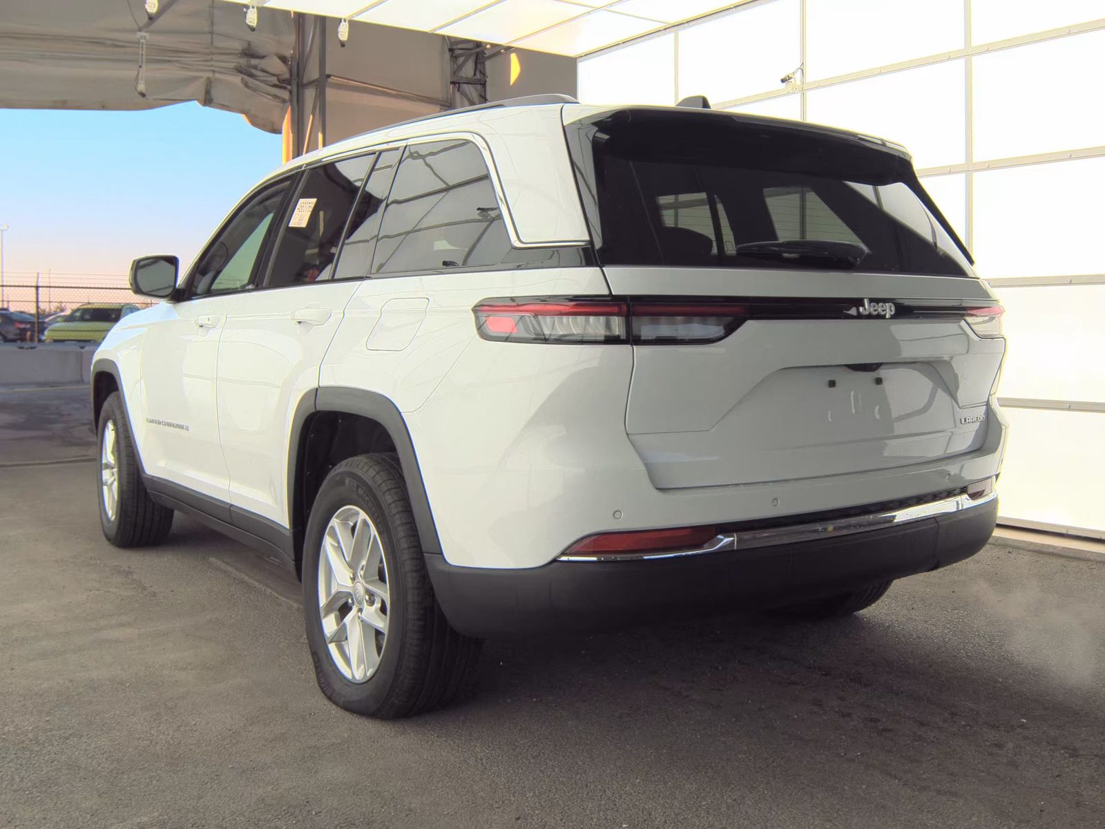 2024 Jeep Grand Cherokee Laredo X RWD