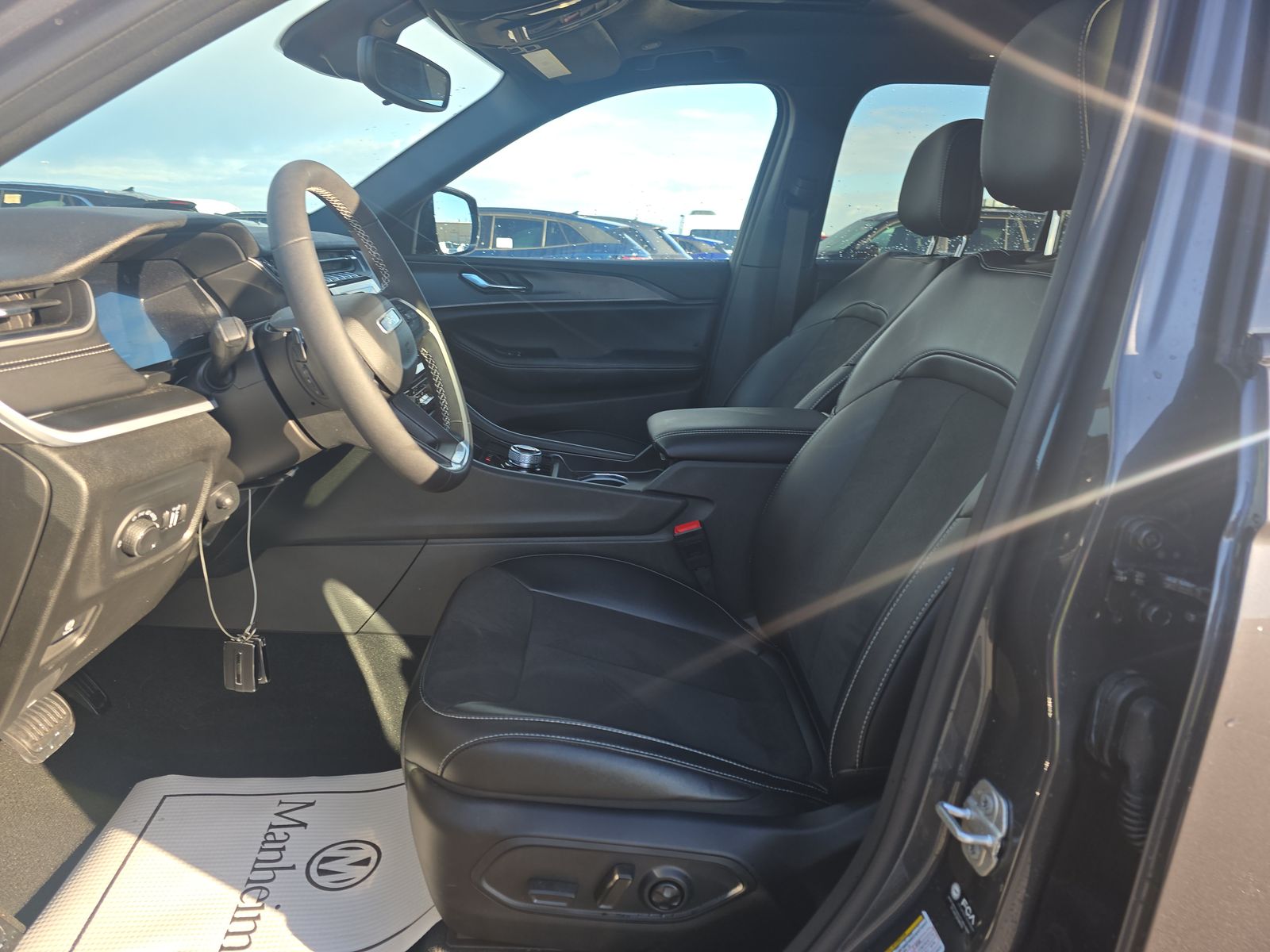 2024 Jeep Grand Cherokee Altitude X RWD