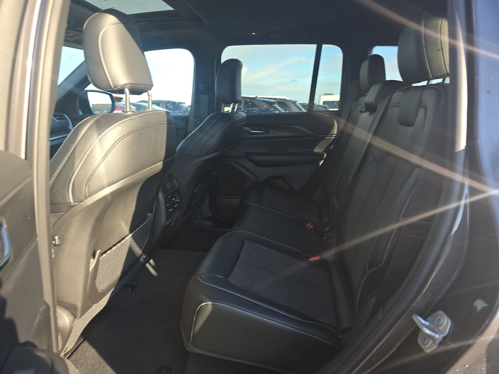 2024 Jeep Grand Cherokee Altitude X RWD