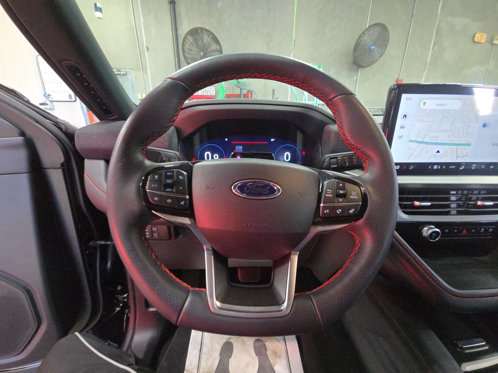 2025 Ford Explorer ST-Line AWD