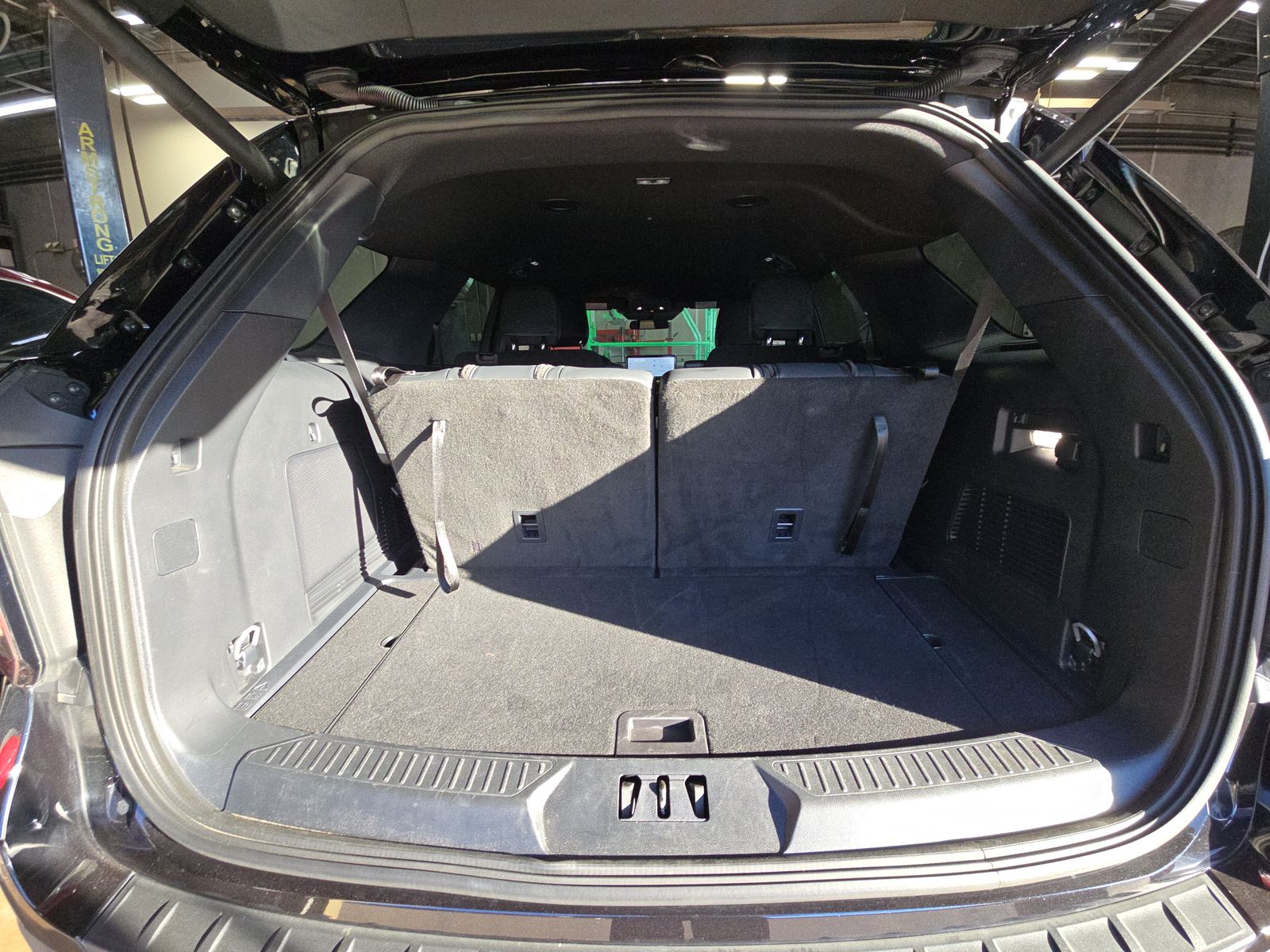 2025 Ford Explorer ST-Line AWD