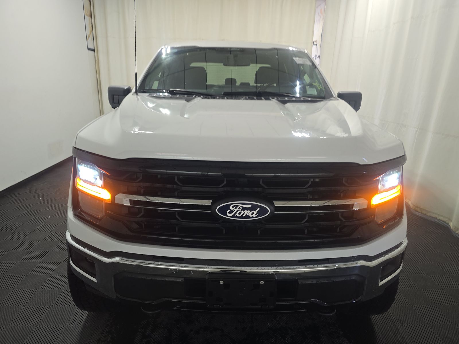 2024 Ford F-150 XLT AWD