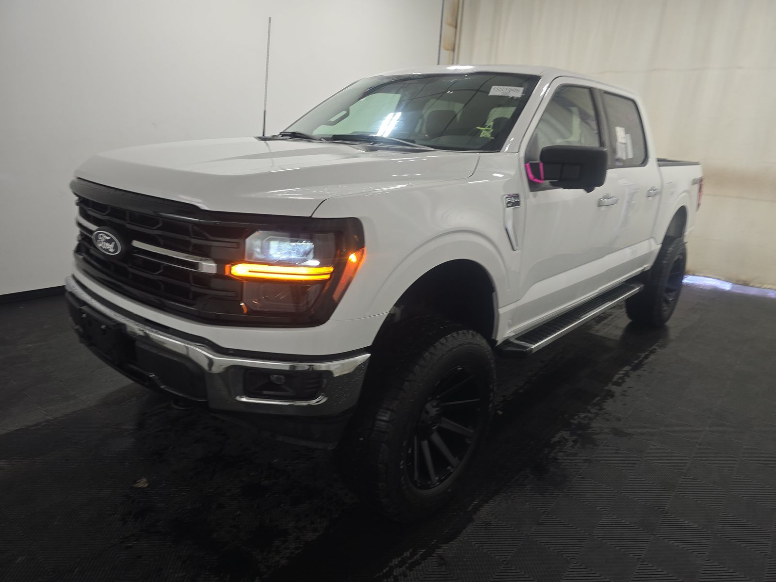 2024 Ford F-150 XLT AWD