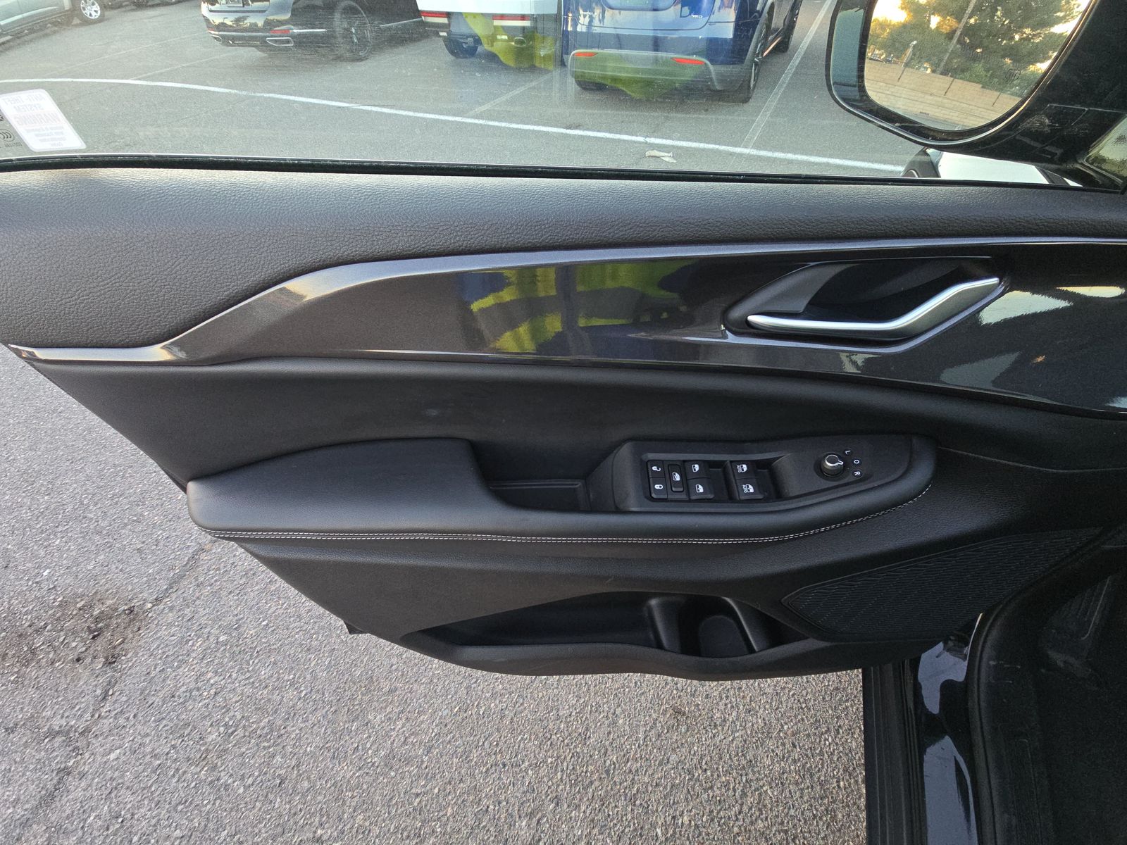 2023 Jeep Grand Cherokee Altitude AWD