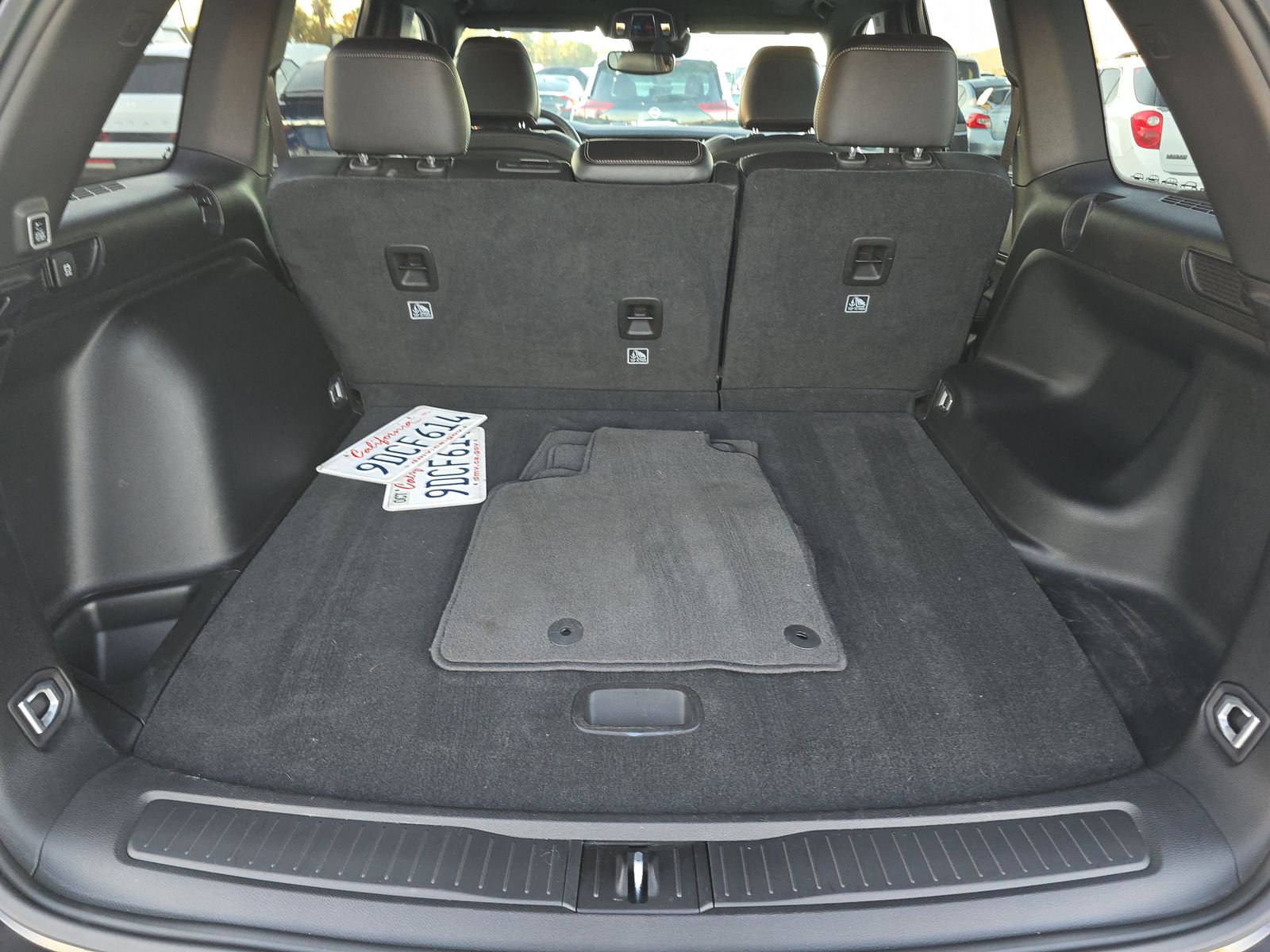 2023 Jeep Grand Cherokee Altitude AWD