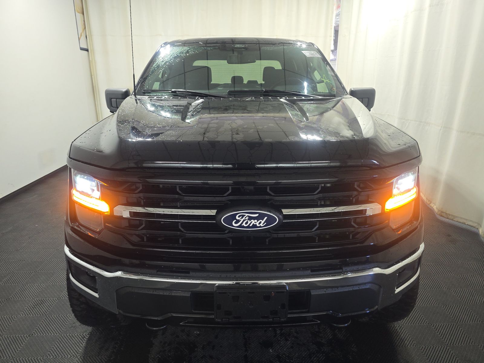 2024 Ford F-150 XLT AWD