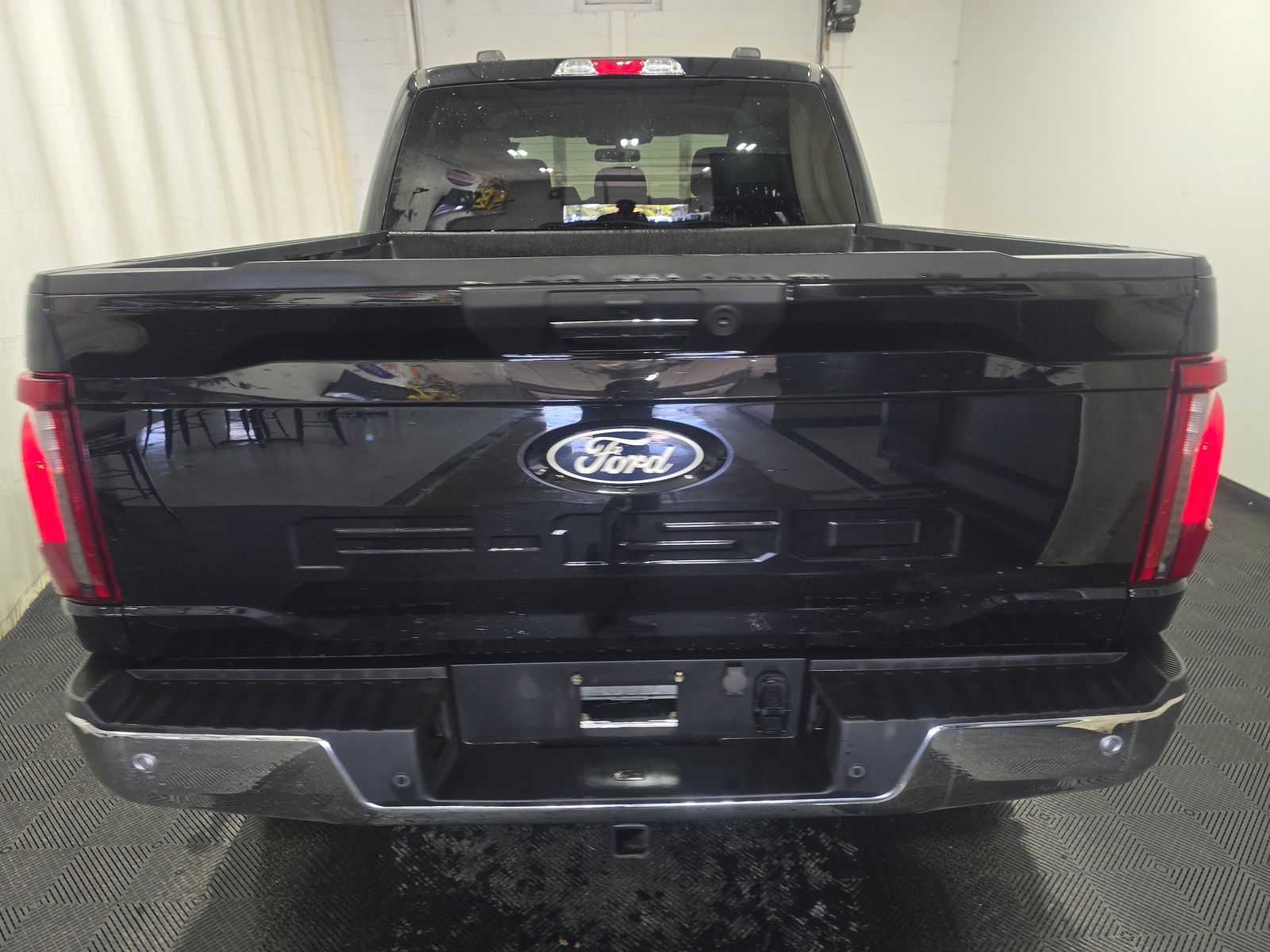 2024 Ford F-150 XLT AWD