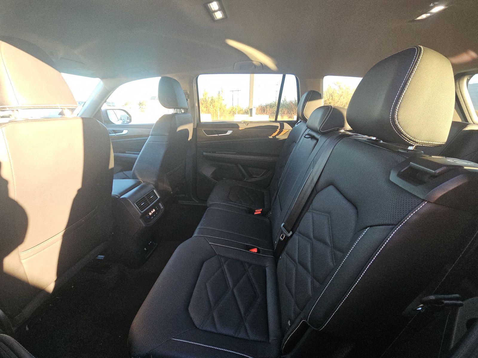 2025 Volkswagen Atlas 2.0T SE AWD