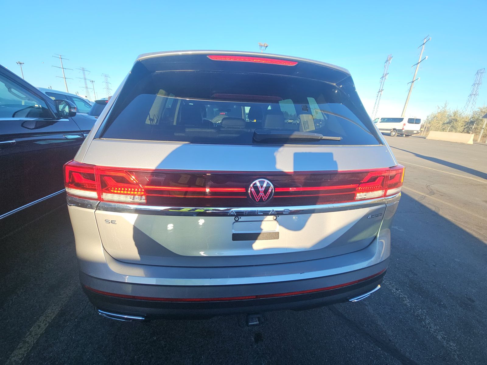2025 Volkswagen Atlas 2.0T SE AWD