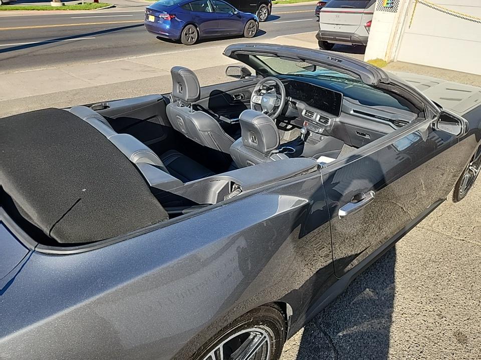 2025 Ford Mustang EcoBoost Premium RWD