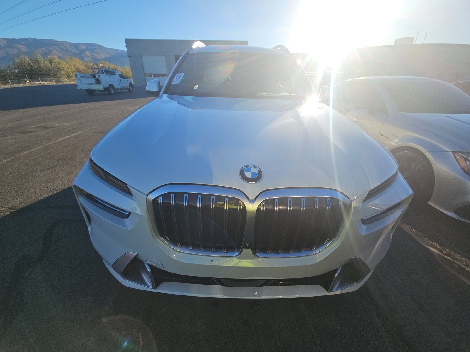 2025 BMW X7 xDrive40i AWD