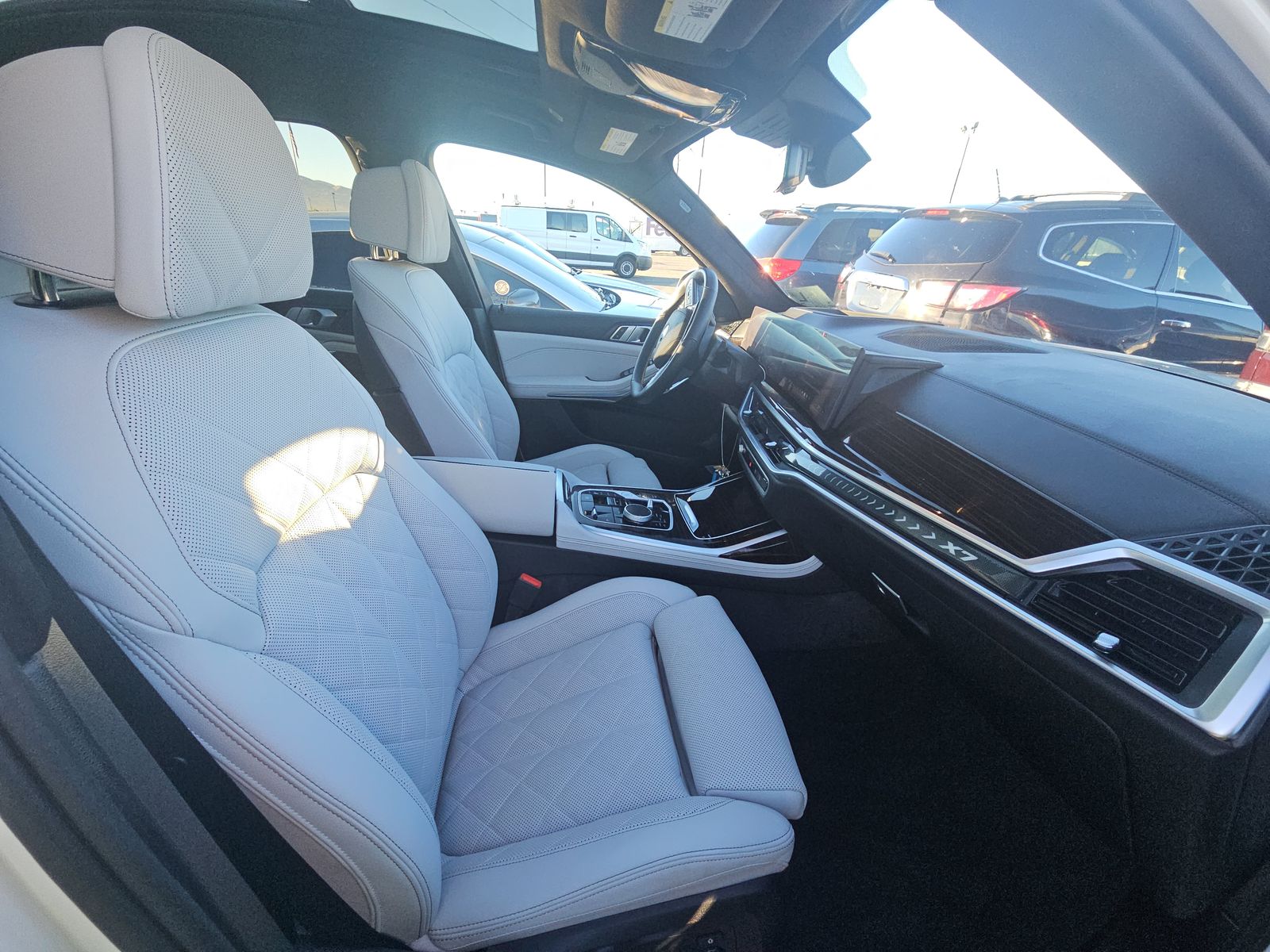 2025 BMW X7 xDrive40i AWD