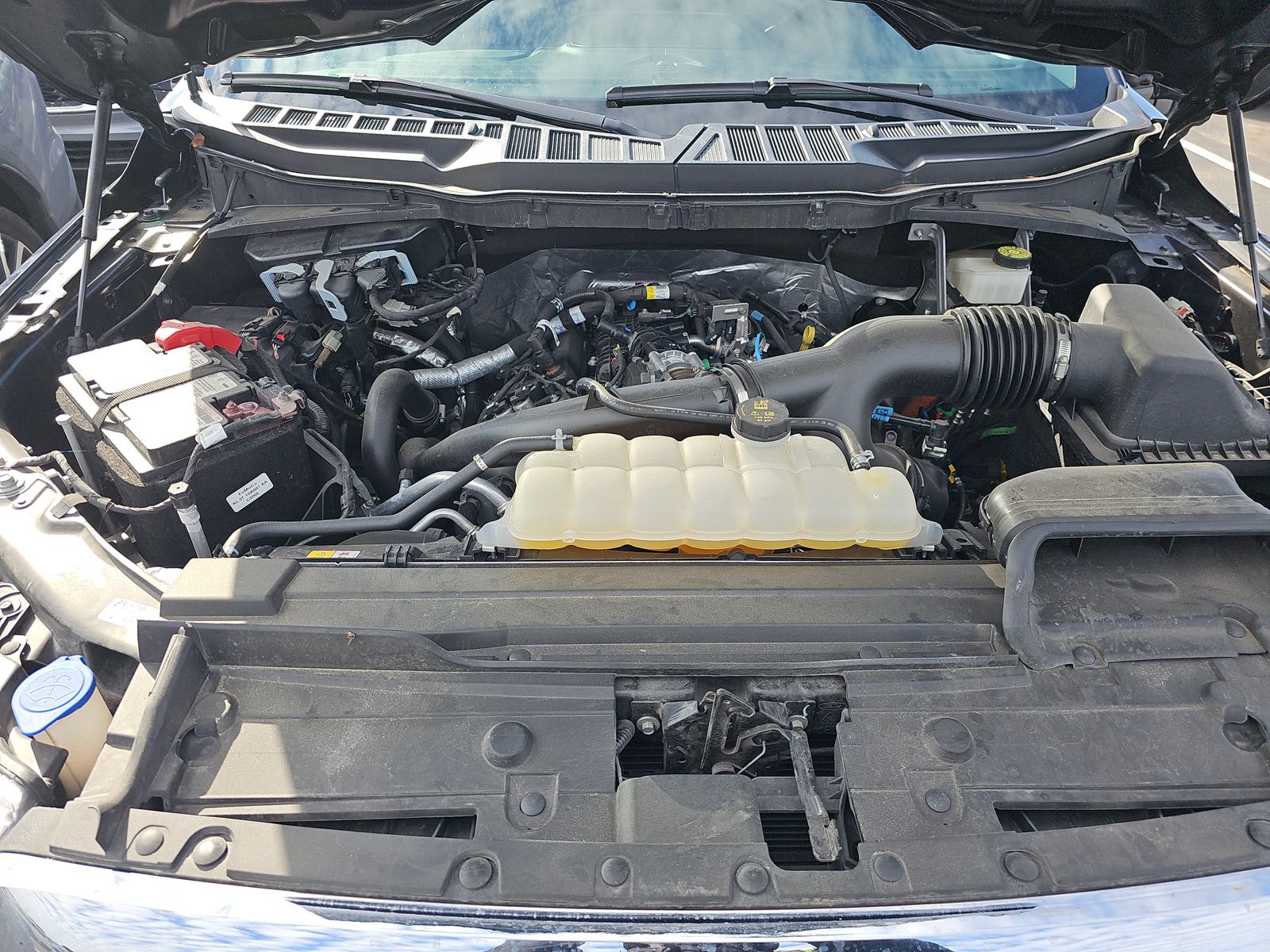 2023 Ford F-150 XLT AWD