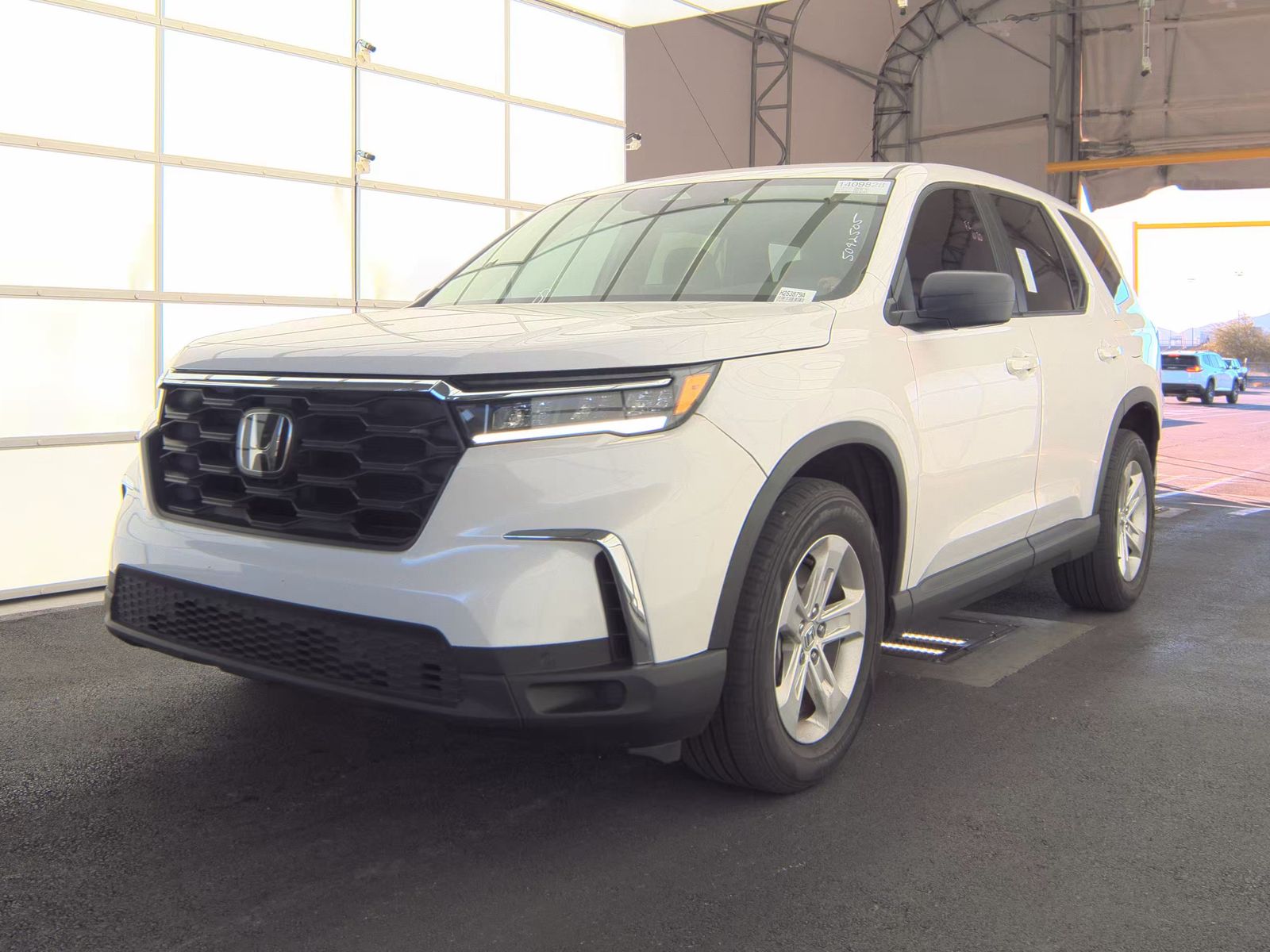 2023 Honda Pilot LX FWD