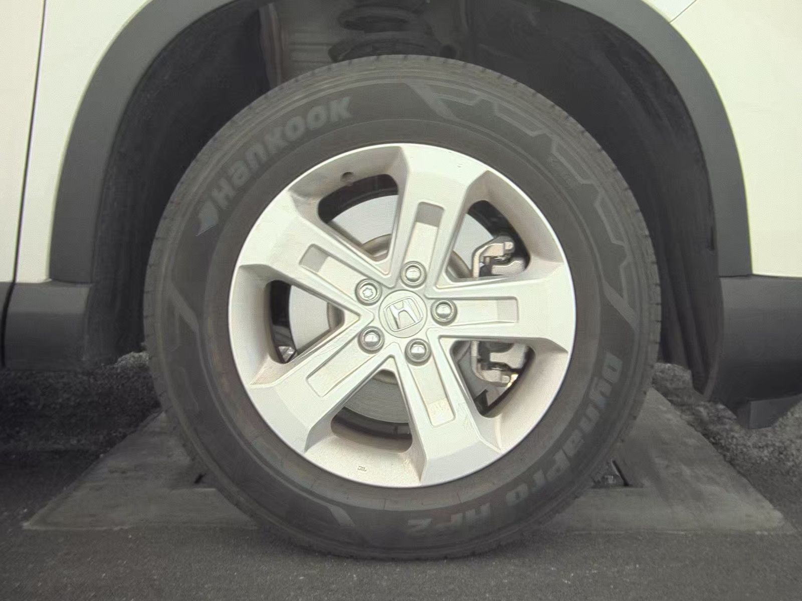 2023 Honda Pilot LX FWD