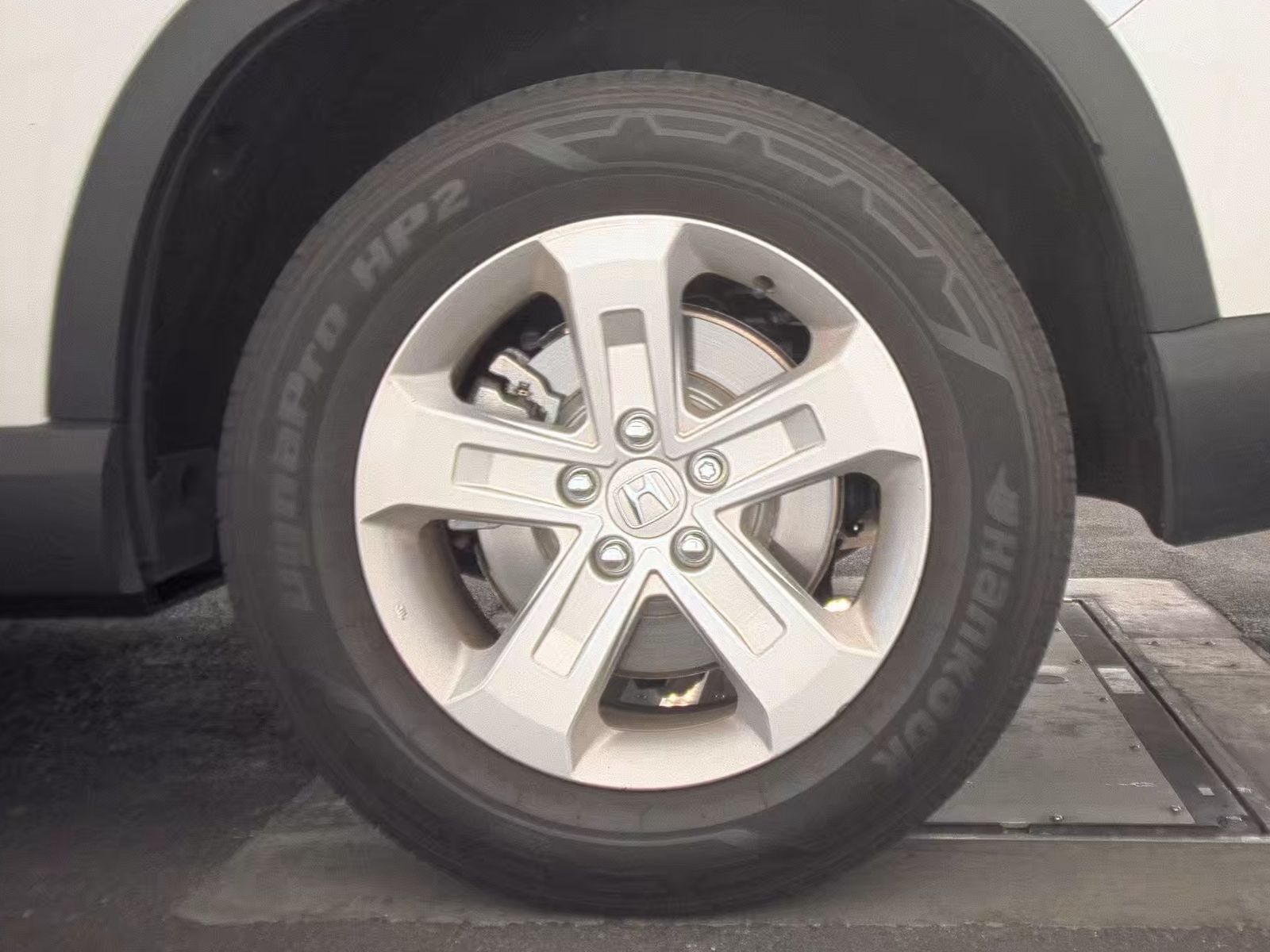 2023 Honda Pilot LX FWD