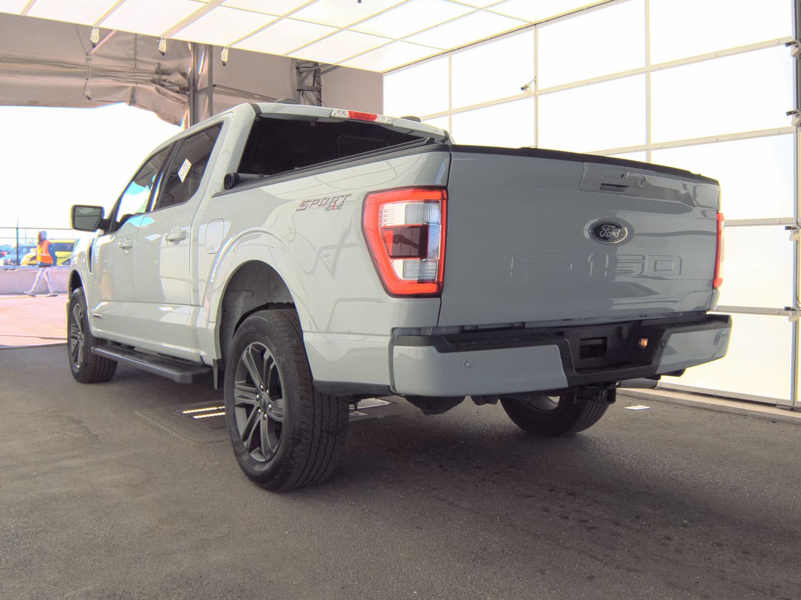 2023 Ford F-150 Hybrid Lariat AWD