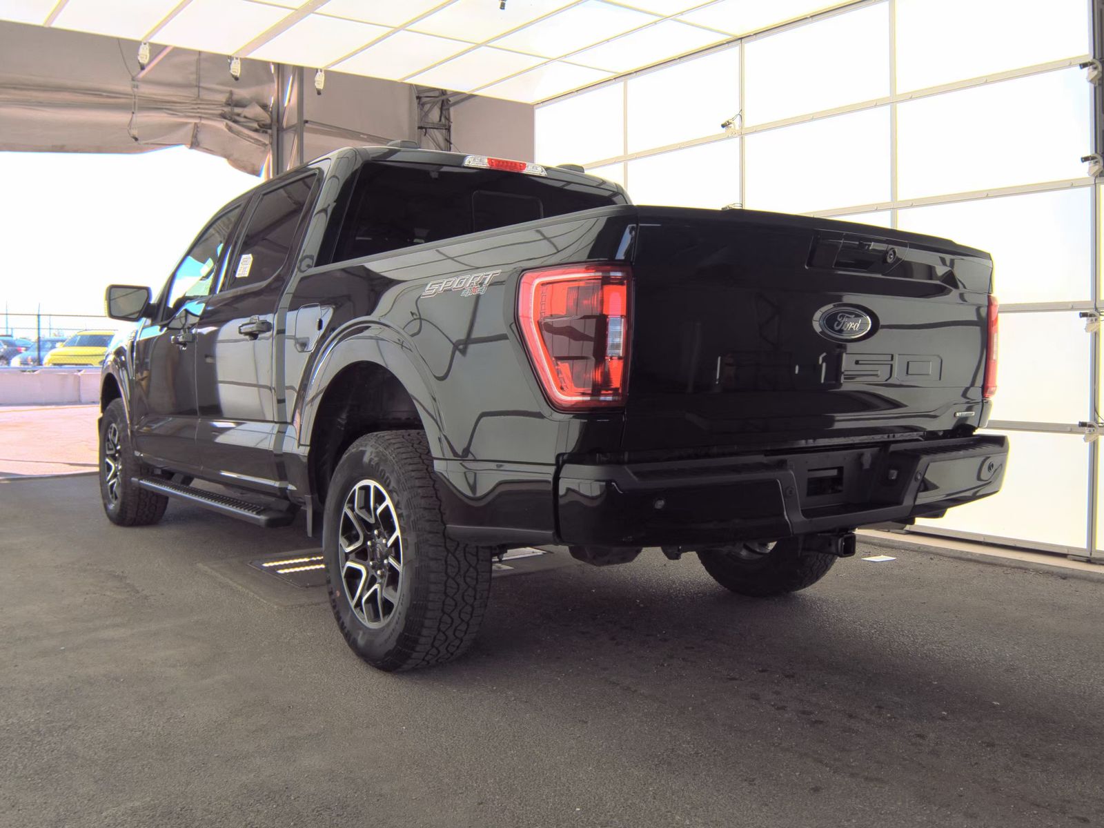 2023 Ford F-150 XLT AWD