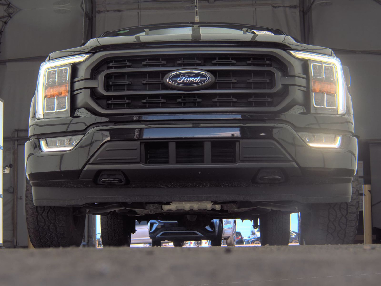 2023 Ford F-150 XLT AWD