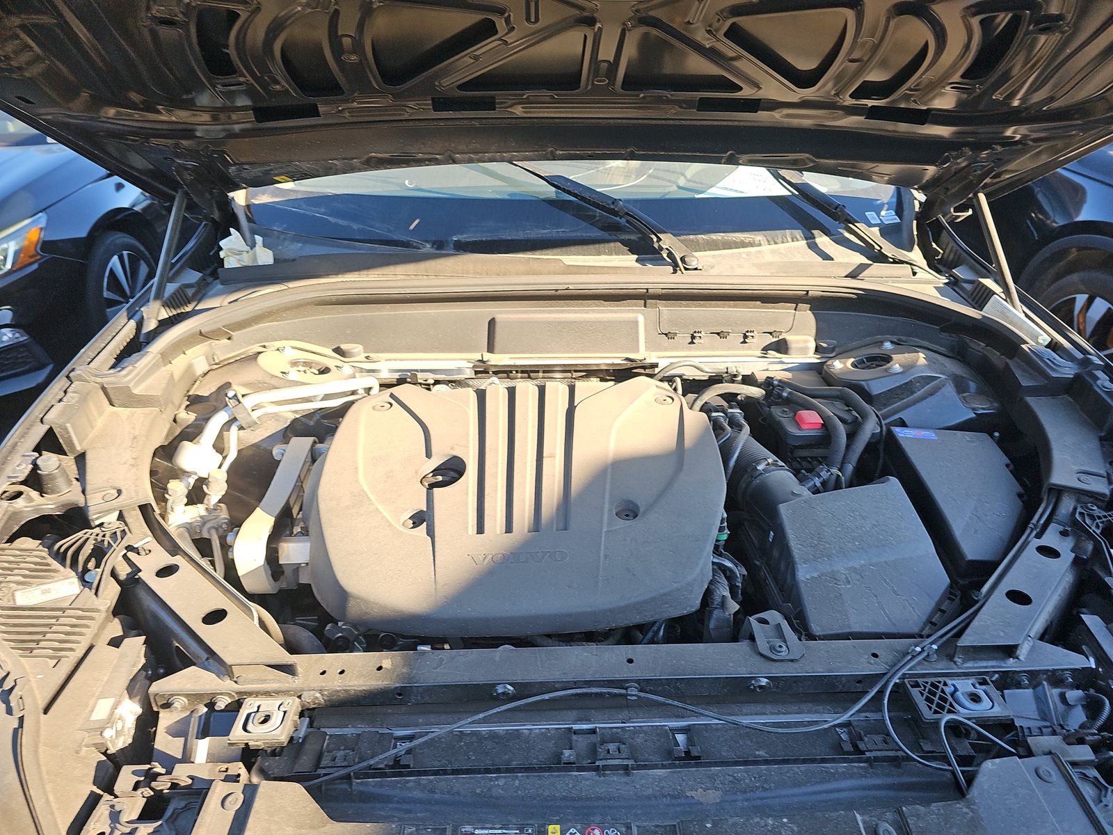 2025 Volvo XC60 B5 Plus AWD