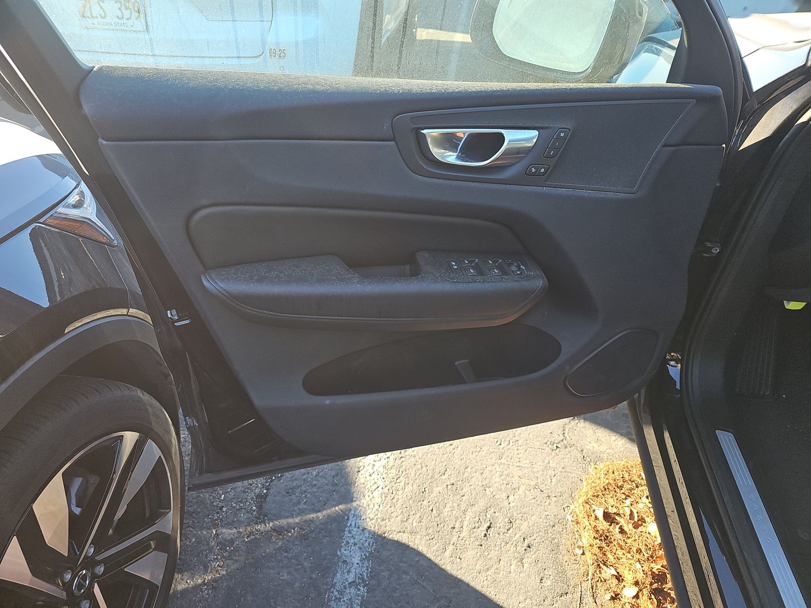 2025 Volvo XC60 B5 Plus AWD