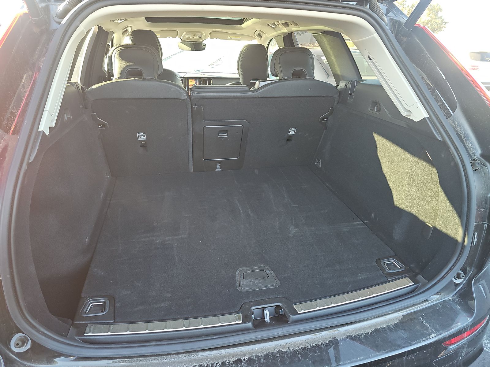 2025 Volvo XC60 B5 Plus AWD