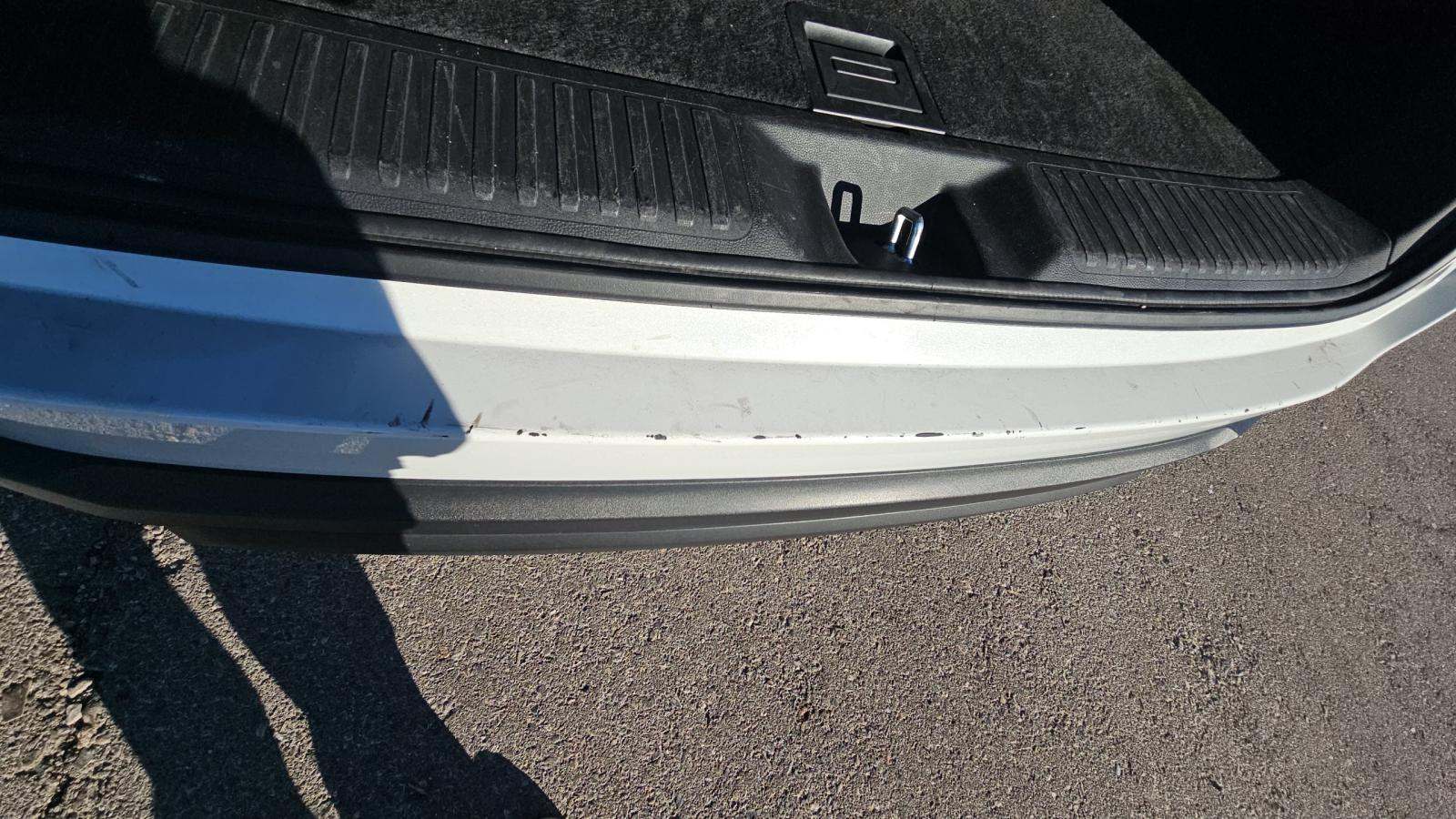 2023 Honda Pilot LX FWD