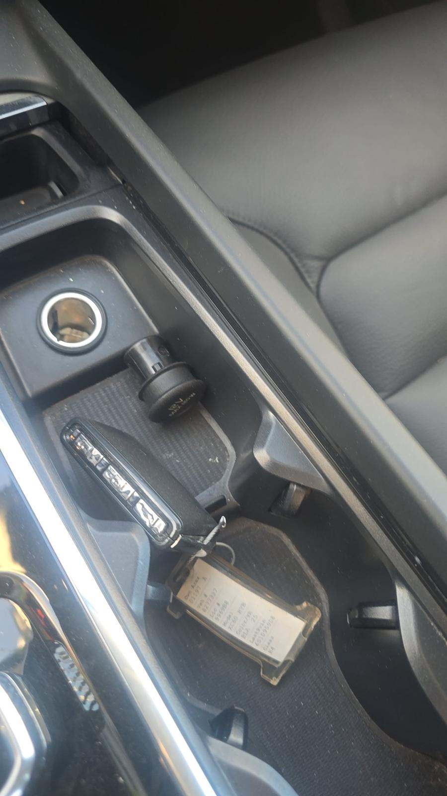 2025 Volvo XC60 B5 Plus AWD